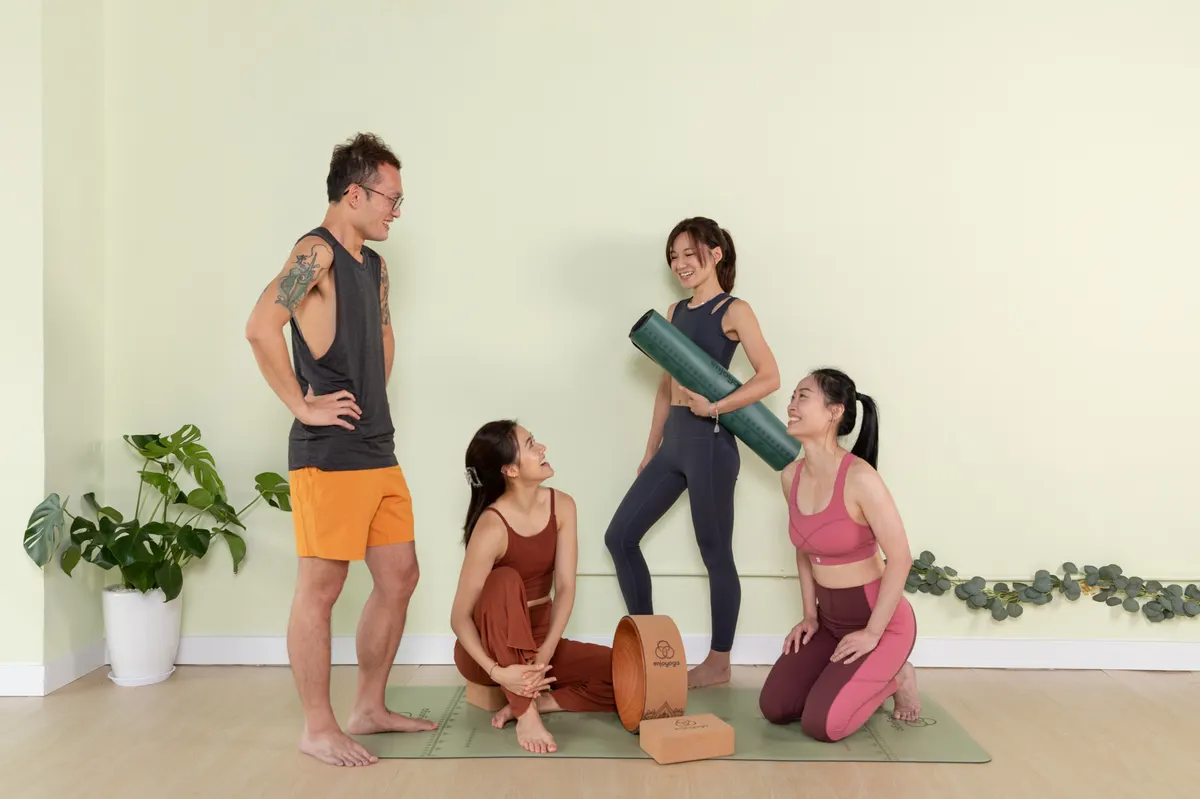 ENJOYOGA — Studio gallery 1